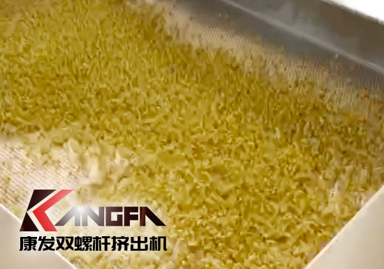 提升形象、完善產(chǎn)品及服務(wù)質(zhì)量?？蛋l(fā)雙螺桿擠出機(jī)新疆烏魯木齊某客戶服務(wù)回訪！