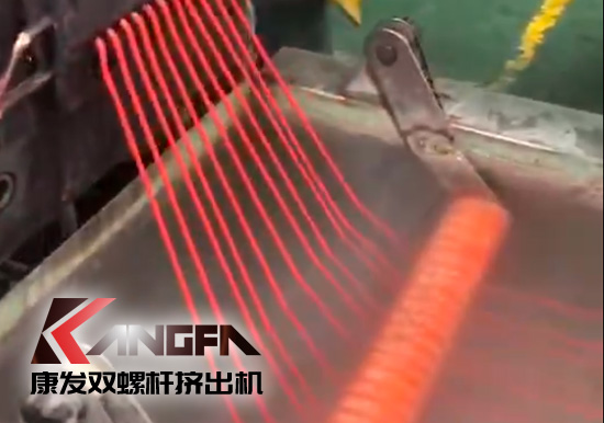康發(fā)售后服務(wù)無止境！客戶水拉條JSH-75雙螺桿造粒機(jī) 普通玻纖增強(qiáng)改性售后維保記