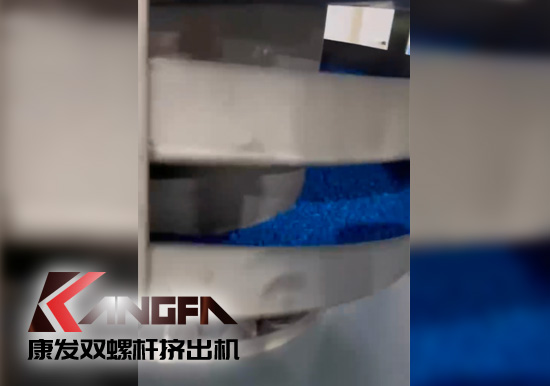 JSH雙階式85/200單、雙螺桿造粒機電纜料生產(chǎn)線試機 產(chǎn)量達(dá)1.5噸/每小時